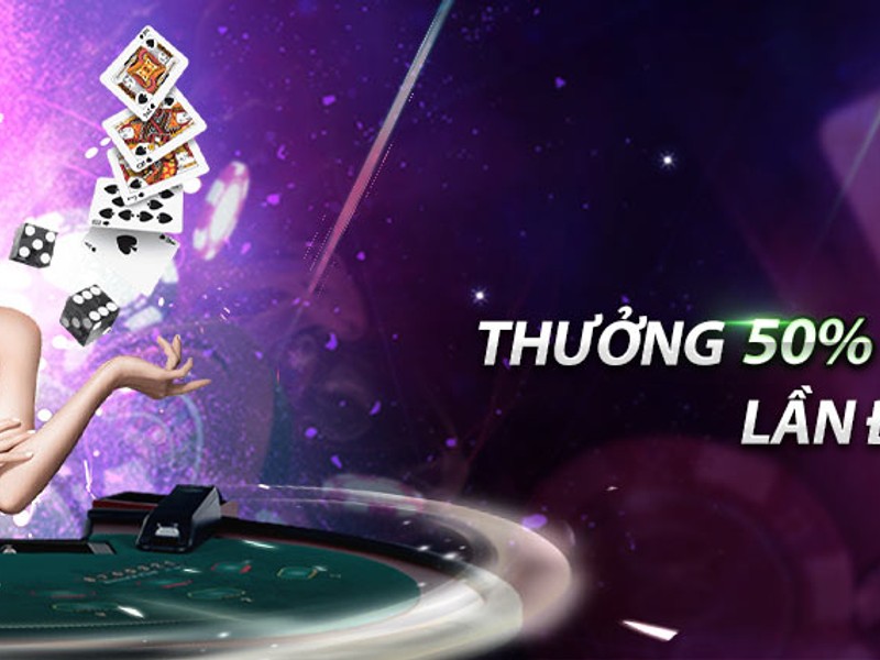 Hình ảnh ưu đãi nạp tiền lần đầu tại Mega Casino với các đồng xu và biểu tượng phần trăm thưởng