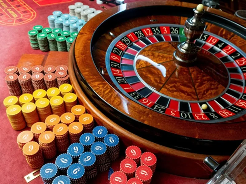 Hình ảnh tiền hoàn trả, biểu tượng cho chương trình hoàn trả cược thua tại Mega Casino